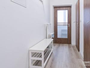 Pronájem bytu 2+1, Hradec Králové, Buzulucká, 70 m2