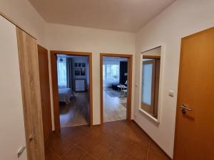 Pronájem bytu 2+kk, Praha - Zličín, Sazovická, 66 m2