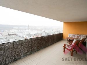 Pronájem bytu 2+kk, Praha - Vysočany, Pod Harfou, 51 m2