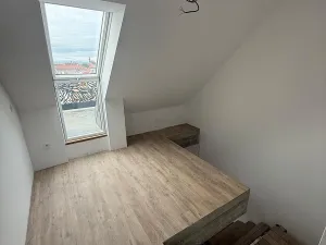 Prodej bytu 2+kk, České Budějovice, Štítného, 90 m2