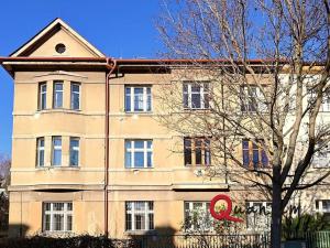 Prodej bytu 3+1, Praha - Smíchov, U Pernikářky, 98 m2