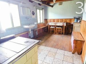 Prodej komerční, Huslenky, 150 m2