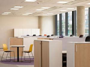 Pronájem kanceláře, Praha - Radlice, Radlická, 1000 m2