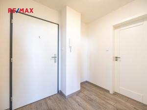 Prodej bytu 2+kk, Praha - Strašnice, Limuzská, 52 m2