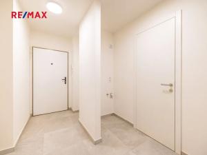 Pronájem bytu 2+kk, Praha - Vinohrady, Záhřebská, 49 m2