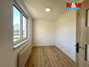 Prodej bytu 3+1, Mojné, 60 m2
