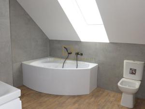 Pronájem rodinného domu, Křemže - Chlum, 92 m2