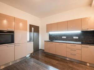 Pronájem bytu 2+1, Nový Bydžov, Komenského, 85 m2