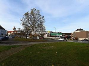 Pronájem obchodního prostoru, Strakonice, Bezděkovská, 194 m2