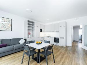 Pronájem bytu 3+kk, Praha - Vysočany, Odkolkova, 85 m2