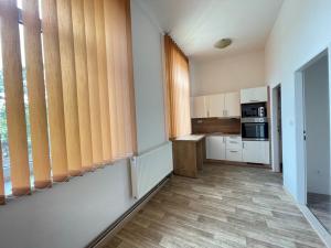 Pronájem bytu 1+kk, Staré Hradiště, U Pošty, 24 m2