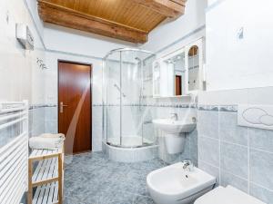 Prodej komerční nemovitosti, Přelíc, 460 m2