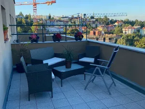 Pronájem atypického bytu, Praha - Břevnov, Patočkova, 14 m2