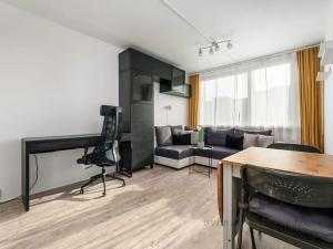 Pronájem bytu 2+kk, Praha - Ruzyně, Žukovského, 47 m2