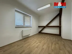 Pronájem kanceláře, Bechyně, Písecká, 251 m2