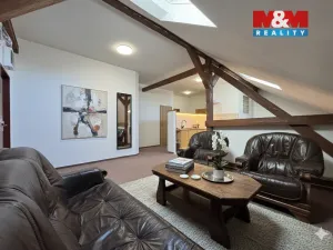 Pronájem kanceláře, Bechyně, Písecká, 251 m2