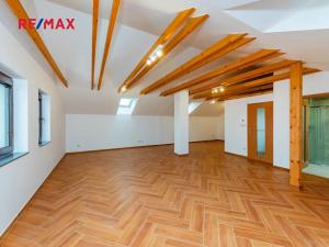 Pronájem bytu 3+kk, Praha - Lipence, K Vlásence, 138 m2