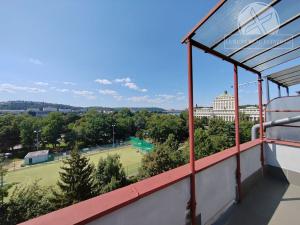 Pronájem bytu 1+kk, Praha - Podolí, Podolská, 36 m2