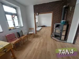 Prodej rodinného domu, Nové Dvory, Masarykovo nám., 120 m2