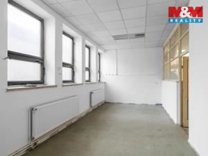 Pronájem obchodního prostoru, Kladno, Kordačova, 350 m2