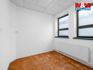 Pronájem obchodního prostoru, Kladno, Kordačova, 350 m2
