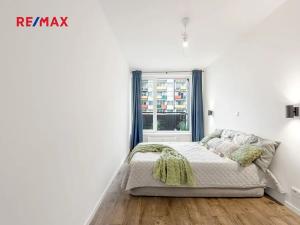 Pronájem bytu 2+kk, Praha - Vysočany, Pod Harfou, 55 m2