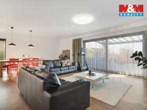 Prodej rodinného domu, Loukovec, 213 m2