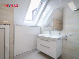 Prodej vily, Slaný, Máchova, 352 m2