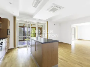 Pronájem bytu 3+1, Praha - Dejvice, Komornická, 121 m2