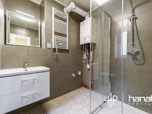 Prodej bytu 2+1, Olomouc, Jungmannova, 52 m2