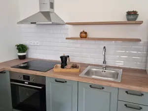 Pronájem bytu 2+kk, Praha - Smíchov, Křížová, 42 m2