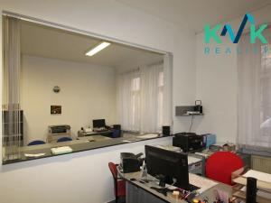 Pronájem kanceláře, Karlovy Vary, K. Čapka, 60 m2