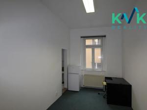 Pronájem kanceláře, Karlovy Vary, K. Čapka, 60 m2