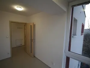 Pronájem bytu 4+1, Praha - Komořany, Na Homoli, 83 m2