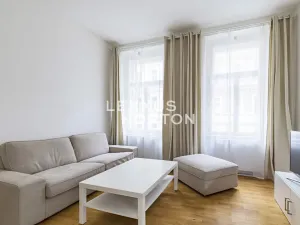 Pronájem bytu 3+kk, Praha - Holešovice, Kamenická, 73 m2