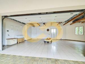 Prodej atypického bytu, Planá nad Lužnicí, Harrachova, 150 m2