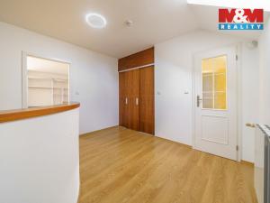 Pronájem rodinného domu, Karlovy Vary - Hůrky, Motýlí, 244 m2