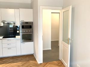 Pronájem bytu 2+kk, Praha - Smíchov, Pivovarská, 53 m2