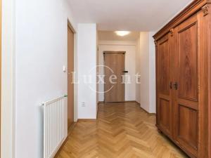 Pronájem bytu 2+kk, Praha - Holešovice, Dělnická, 63 m2