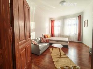 Pronájem bytu 1+kk, Karviná, Zámecká, 25 m2