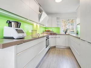 Prodej rodinného domu, Dačice, 313 m2