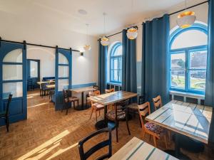 Pronájem restaurace, Dolní Dunajovice, Rudé armády, 500 m2