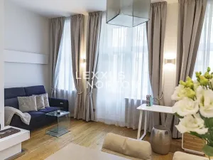 Prodej bytu 2+kk, Praha - Staré Město, Vězeňská, 62 m2