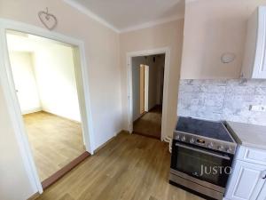 Prodej bytu 2+1, Ražice, 80 m2