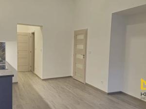 Pronájem bytu 2+kk, Praha - Smíchov, Nádražní, 52 m2