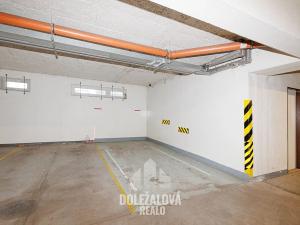 Pronájem garáže, Jihlava, Za Prachárnou, 20 m2