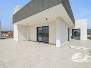 Prodej bytu 3+1, Lemesos, Kypr, 111 m2