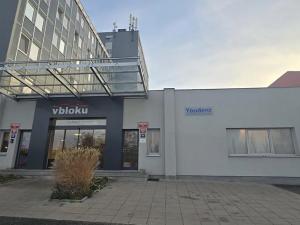 Pronájem bytu 1+kk, Praha - Jinonice, Peroutkova, 16 m2