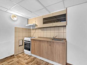 Pronájem bytu 1+kk, Hradec Králové, S. K. Neumanna, 26 m2