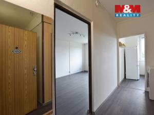 Pronájem bytu 2+kk, Hradec Králové - Třebeš, třída Edvarda Beneše, 41 m2